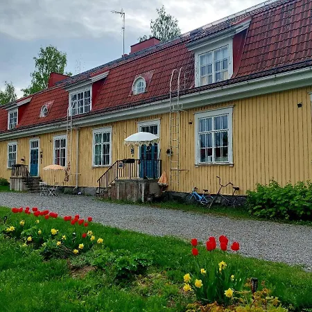 Taideniityn Tuuli 1-4lle דירה ווארקהאוס