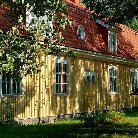 Taideniityn Huoneisto Tuuli 1-4lle * Varkaus