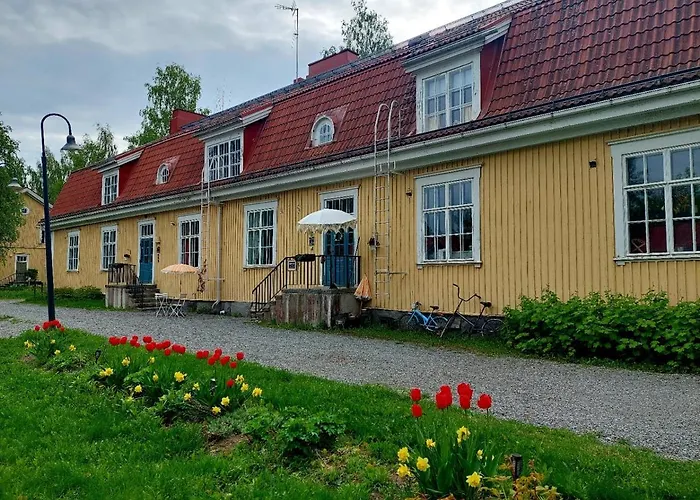 Taideniityn Tuuli 1-4lle Huoneisto Varkaus