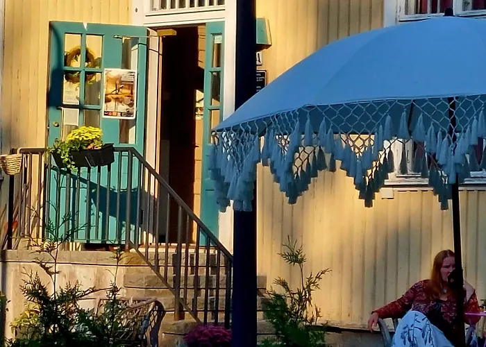 Taideniityn Tuuli 1-4lle Huoneisto *