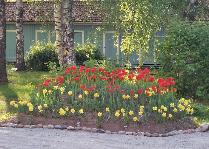 Taideniityn Tuuli 1-4lle Huoneisto