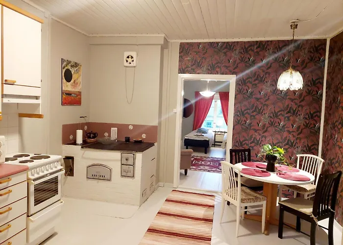 Taideniityn Tuuli 1-4lle * Varkaus